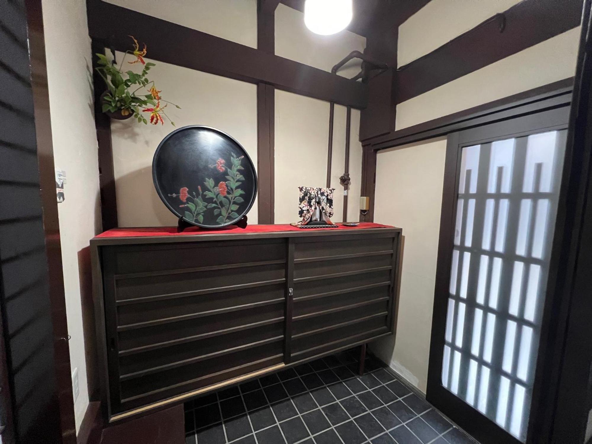 前新屋（まえにいや） 別荘 *
