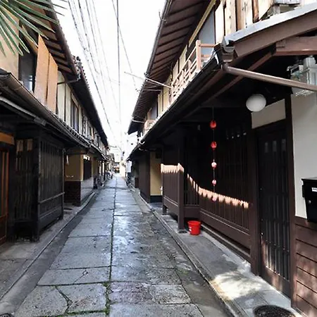 Maeniiya Machiya Inn เกียวโต ภายนอก รูปภาพ